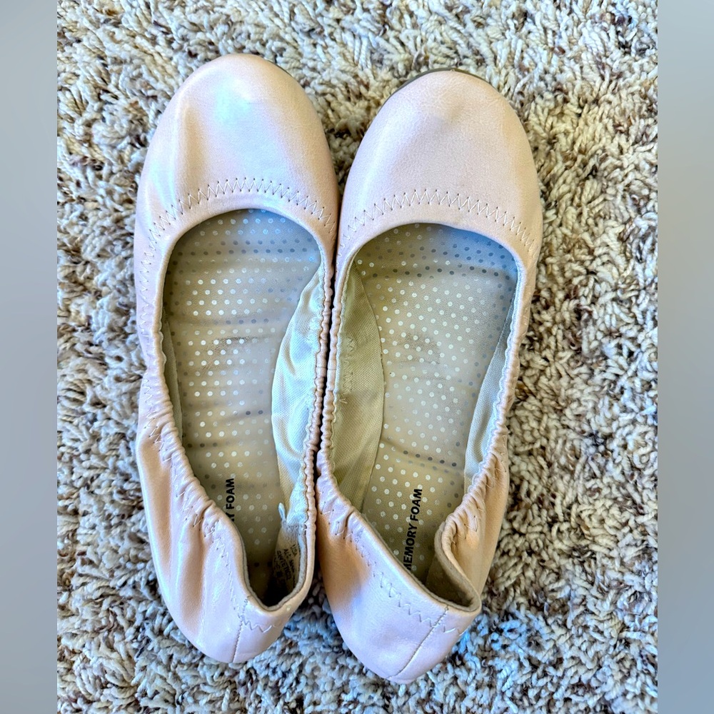 Pale pink ballet flats